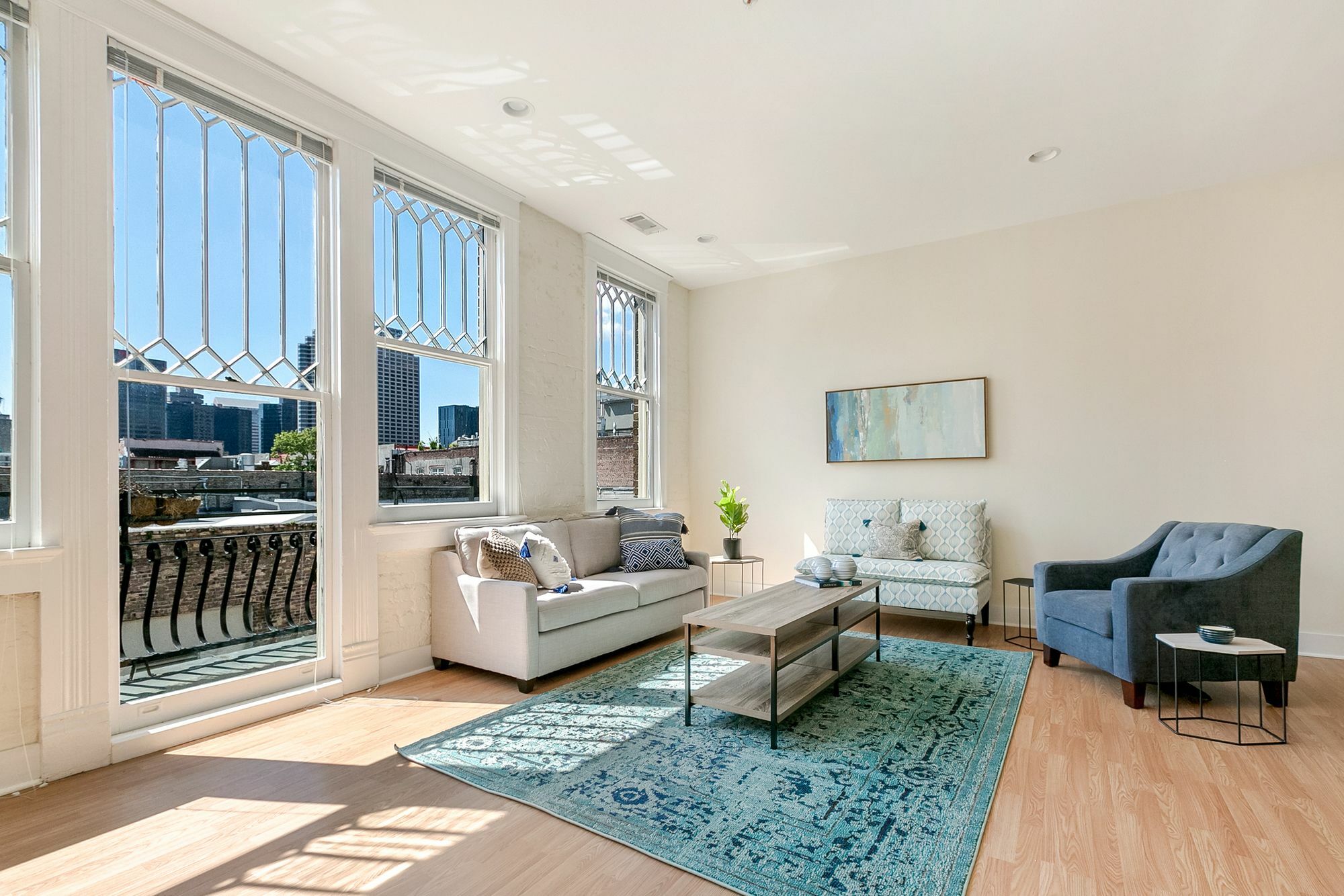 Apartment Chic 3br In Arts/warehouse District By Sonder
